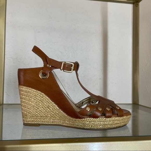 Antonio Melani Wedges - Picture 2 of 3